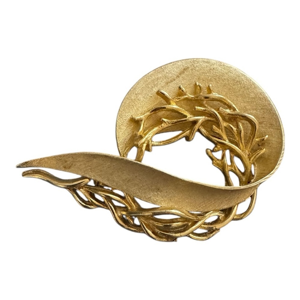 Gold tone metal twigs brooch - Picture 3 of 5